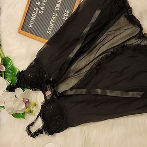 NWOT Victoria's Secret negligee 34B